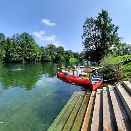 Pocitniska Hisa Parkfield Dragovan Metlika Exteriér fotografie